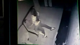 ბიჭები, stepmom და მისი busty მეგობარს, სანამ დამთავრების