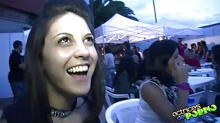 მოხუცი ლურჯი პერანგი licked და fucked შვილის პატარძალი საწოლში